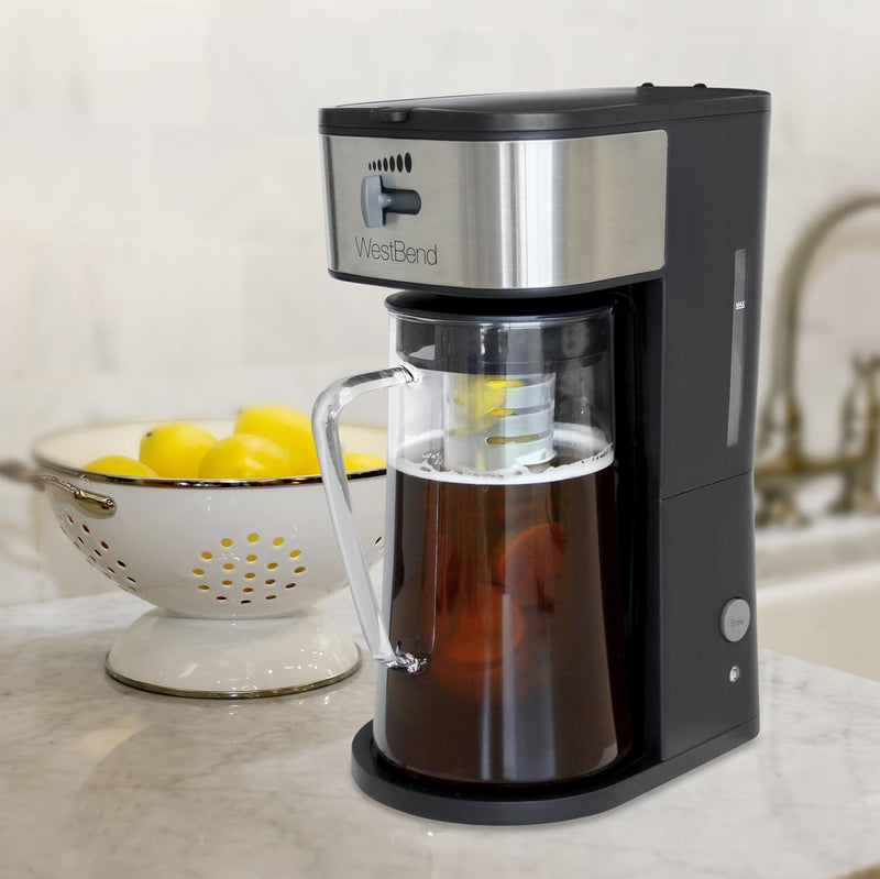 West Bend IT500 Iced Tea Maker or Iced Coffee Maker Includes an Infusion Tube to Customize the Flavor, Features Auto Shut-Off, 2.75-Quart, Black