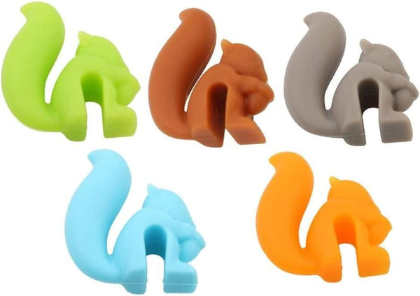 5 pcs Tea Bag Holder for Cup Hanging Tool Cute Silicone Squirrel Cup Markers, Squirrel Drink Markers, Squirrel Tea Bag Holder for Hanging Tea Bags, Candy Color Simple and Sophisticated Design