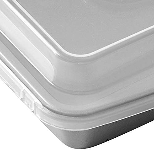 Wilton 9-Inch Baking Pan Set with Lid Non-Stick 2 Pieces