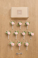 Boutonnieres for Guests in Blush & Cream