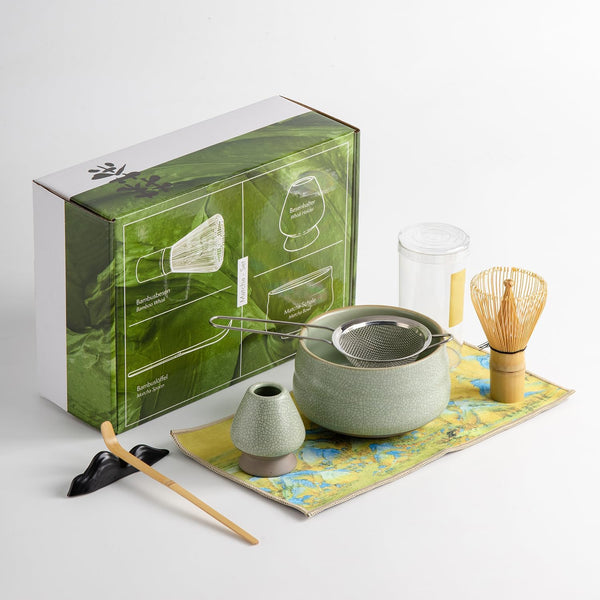 FAILATE Japanese Matcha Ceremony Accessory, Matcha Whisk, Traditional Scoop (Chashaku), Tea Spoon, Whisk Holder, 1 tea bowl, 1 tea siev, The Perfect Set to Prepare a Traditional Cup of Matcha.