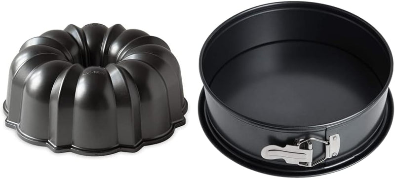 12 Cup Nordic Ware Pro Cast Bundt Pan - Grey