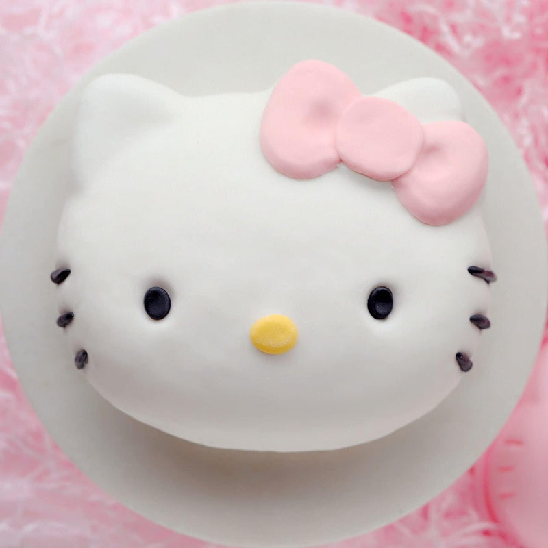 Hello Kitty Cake Pan - 4 Non-Stick Silicone Molds for Oven  Instant Pot Pink