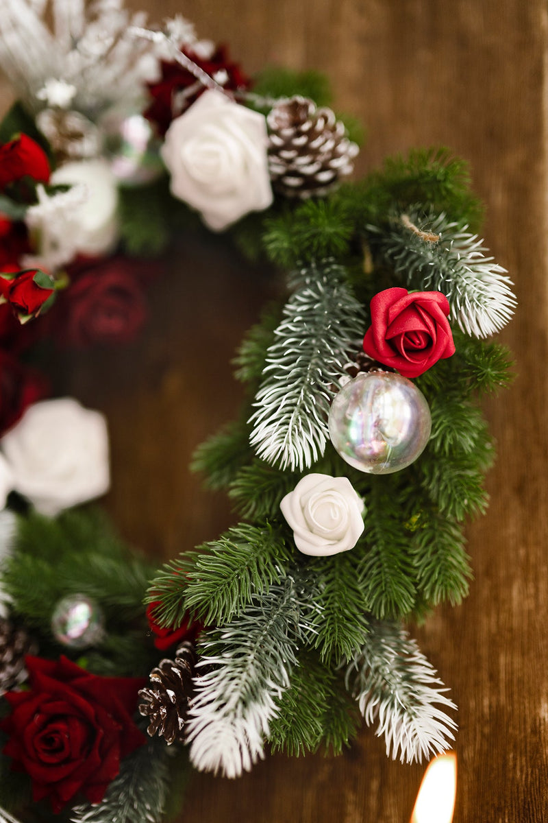 Christmas Wreath - Red  Sparkle Design