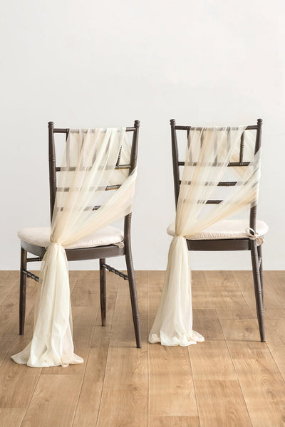 Aisle & Chair Decor Set in White & Beige