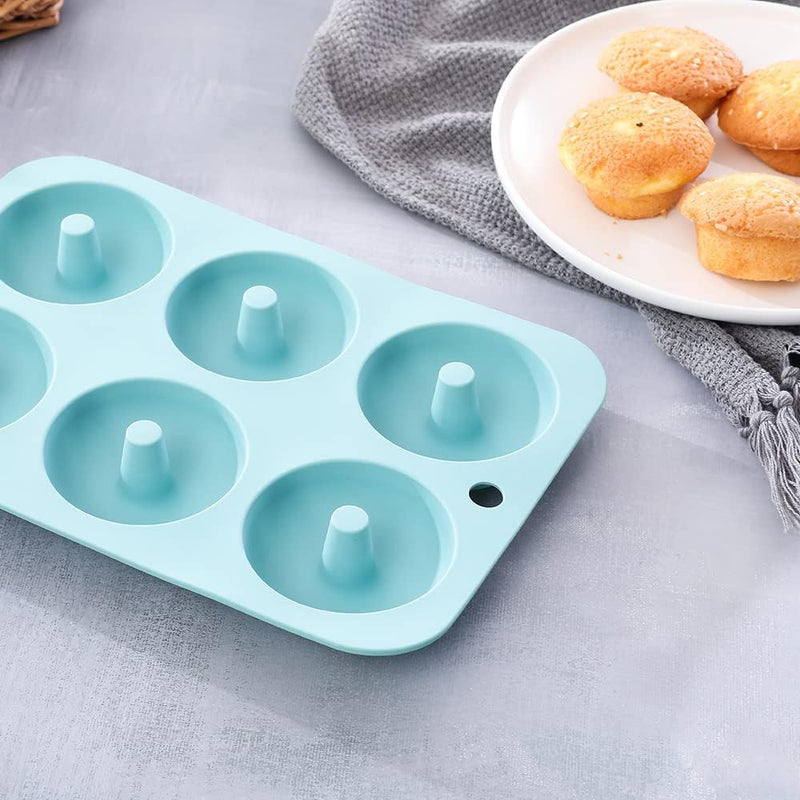 30-Piece Nonstick Silicone Bakeware Set with Pans and Molds