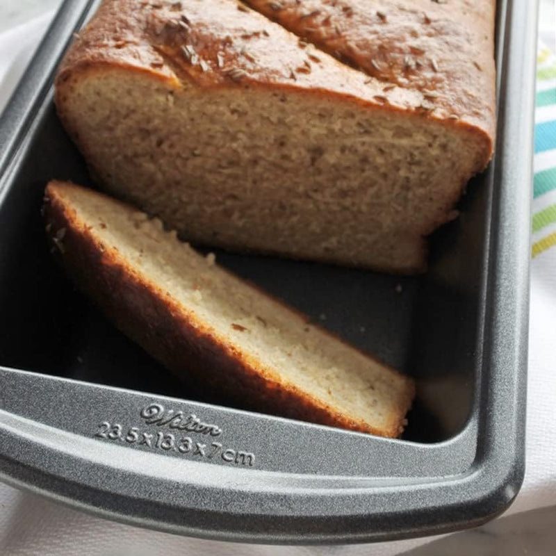 Wilton Loaf Pan Non-Stick Steel 925 x 525 Inches Silver