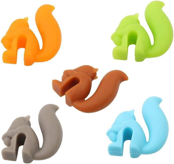 5 pcs Tea Bag Holder for Cup Hanging Tool Cute Silicone Squirrel Cup Markers, Squirrel Drink Markers, Squirrel Tea Bag Holder for Hanging Tea Bags, Candy Color Simple and Sophisticated Design