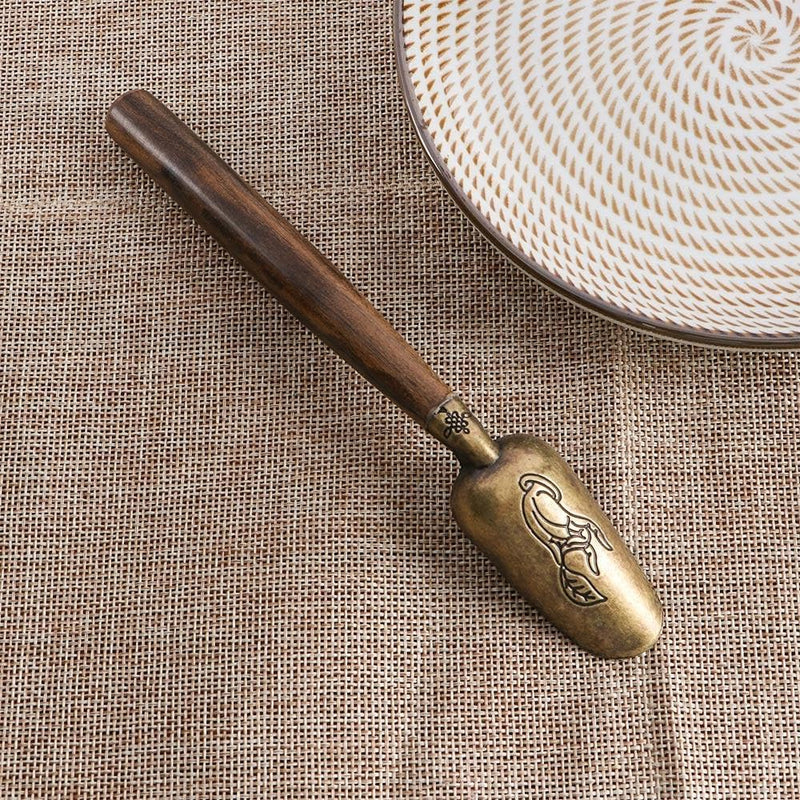 Vintage Loose Leaf Tea Scoop, Metal Tea Shovel with Wooden Handle, Multipurpose Coffee Scoop Teaspoon Measuring Shovel Spoon Household Tea Tool