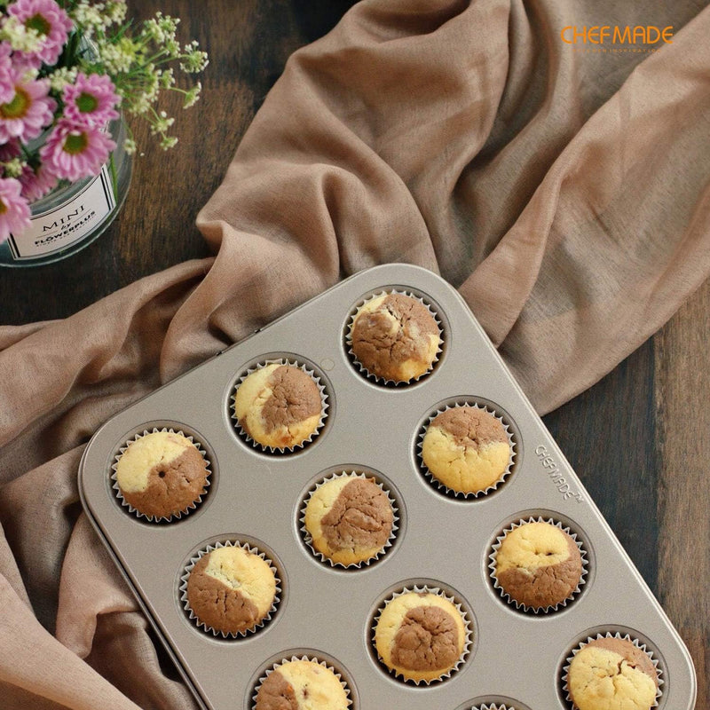 CHEFMADE 6-Cavity Popover and Muffin Pan - Non-Stick Bakeware for Oven Baking Champagne Gold