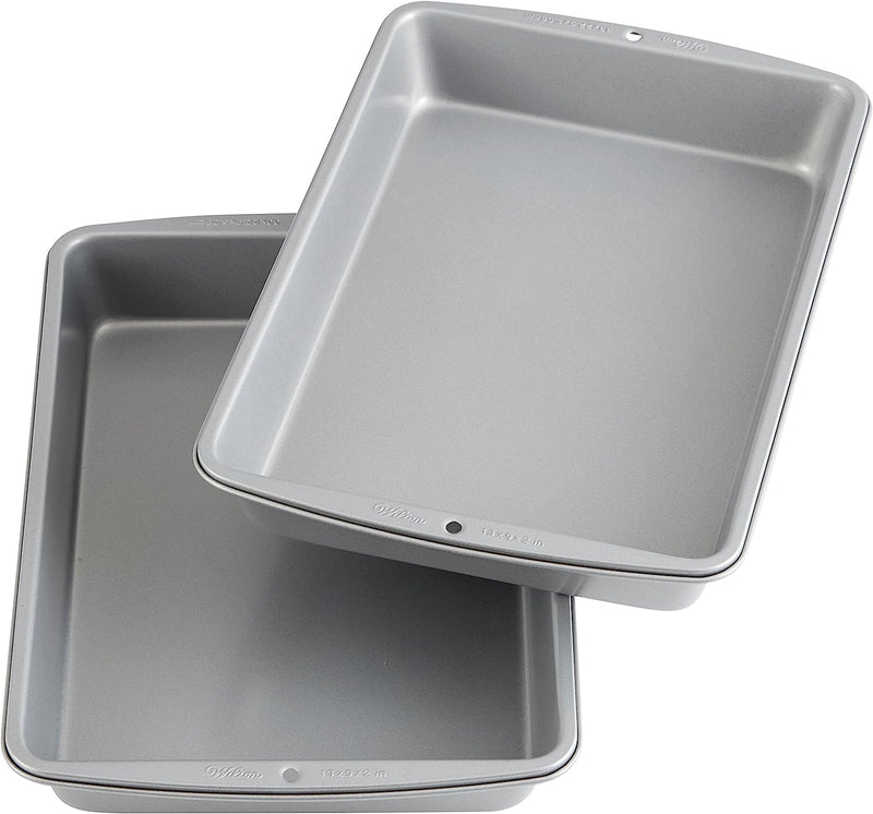 Wilton 9-Inch Baking Pan Set with Lid Non-Stick 2 Pieces