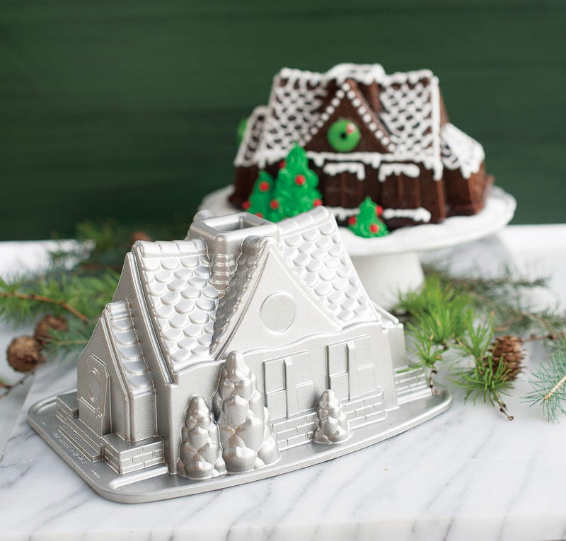 Gingerbread House Bundt Pan - Nordic Ware