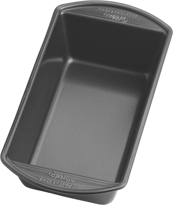 Large Nonstick Loaf Pan 925 x 525-Inch Silver
