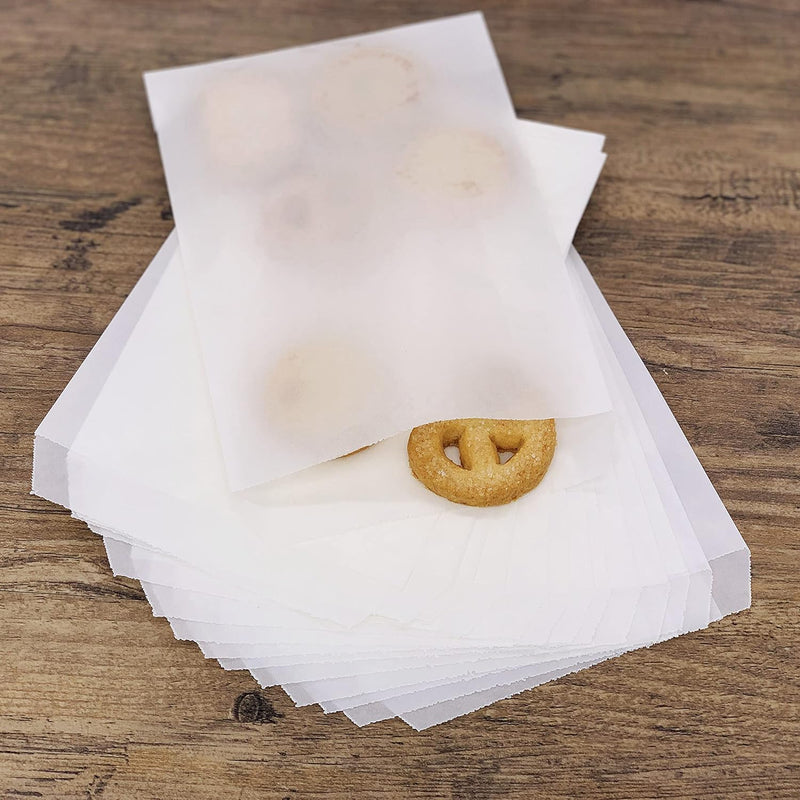 Quotidian Flat Glassine Waxed Paper Treat Bags - 100 Pack 4x6 for Bakery or Party Favors