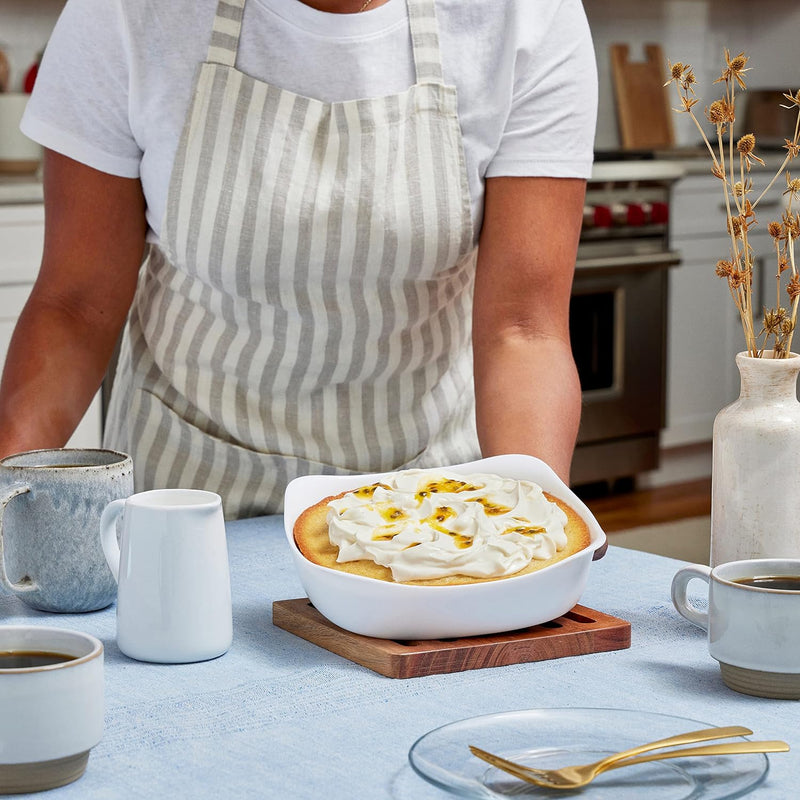 Rubbermaid Glass Baking Dish with Lid - DuraLite 25-Quart White