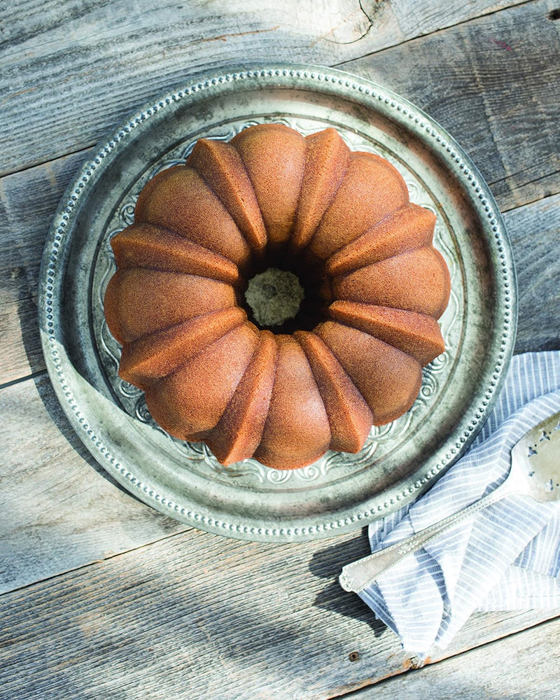 Anniversary Bundt Pan - Nordic Ware Platinum Collection