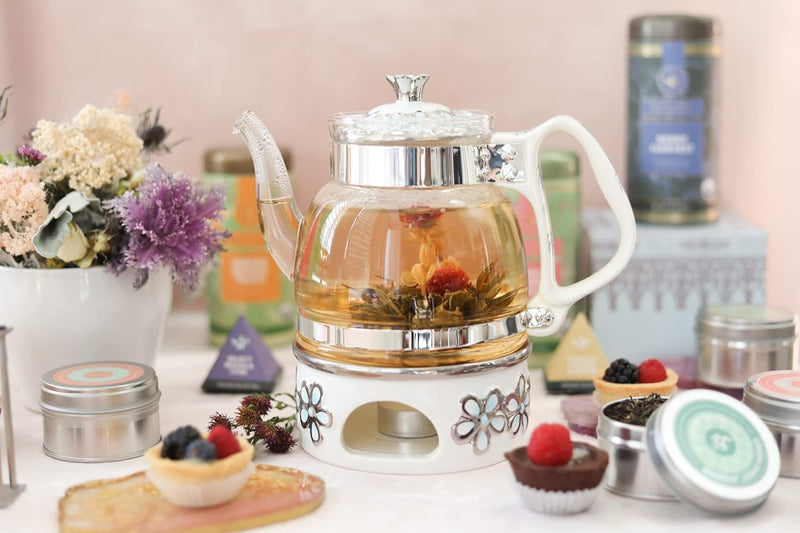 Teabloom Princess of Monaco Teapot & Blooming Tea Gift Set (6 Pieces) - Borosilicate Glass Teapot (34 oz / 1000 ml / 3-4 Cups), Porcelain Lid, Tea Warmer + Candle, Loose Tea Infuser, 2 Flowering Teas